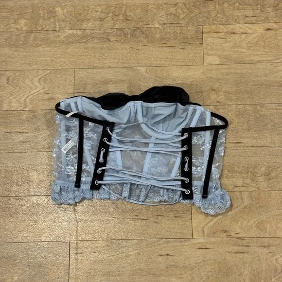 Out From Under Urban Outfitters Bow Down To Me Velvet & Corset Top Size Medium - Picture 3 of 4